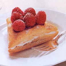 Berry Puffs with Orange Muscat Cream