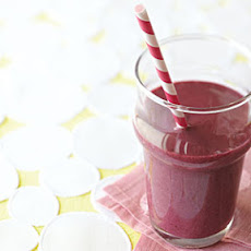 Blackberry-Mango Breakfast Shake