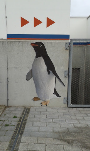Pinguin Mural
