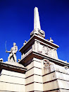 Monumento a Guadalupe Victoria