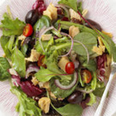 Greek-Style Tuna Salad with Citrus Dressing