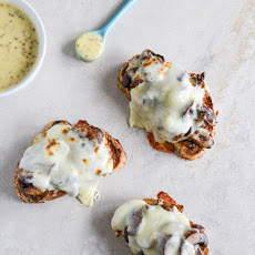 Mushroom Melts with Mustard Aioli