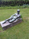 Laying Women Sculpture Hospital 