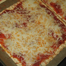Quick Matzo Pizza