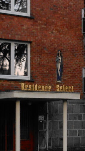 Maria Residence