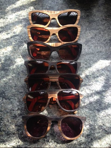 moat house eyewear