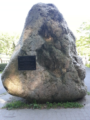 Pomnik Ku Pamięci Michała Massalskiego