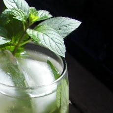 Chilled Sage & Herb Tea