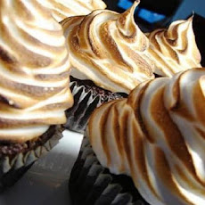 Toasted Marshmallow Cupcakes