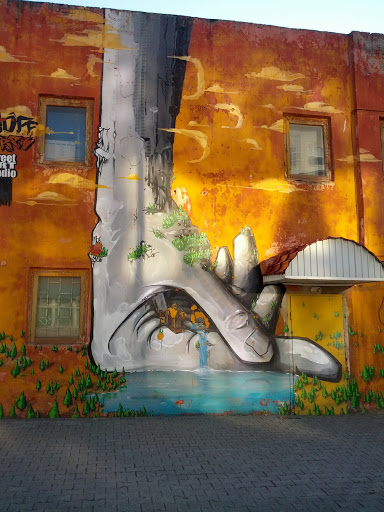 Граффити в Тополевом переулке