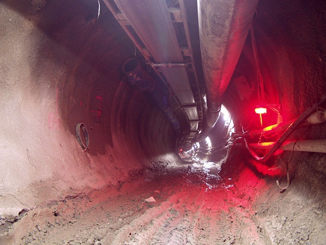 [lhc-pho-2002-004[2].jpg]