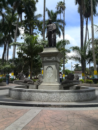 Monumento Al Padre De La Patria Simón Bolívar 