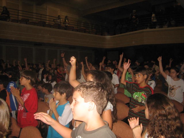 [dia das crianças cic 2008 033[2].jpg]