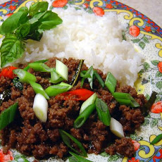 Minced Beef With Chilli, Garlic & Holy Basil
