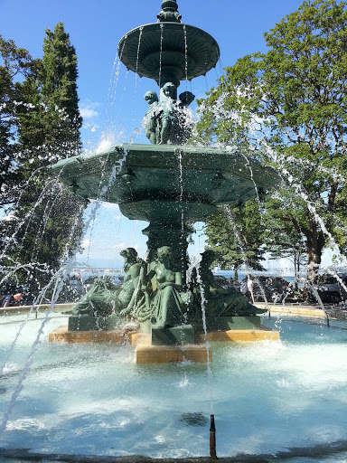 Fontaine du Jardin Anglais