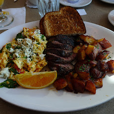 Healthy Steak and Eggs Scramble