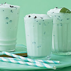 Mint-Chocolate Chip Shake