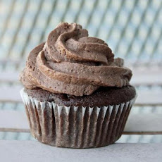 Vegan Chocolate Cupcakes With Chocolate Mousse Topping
