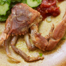 Cook the Book: Garlic and Black Pepper Soft-Shell Crabs