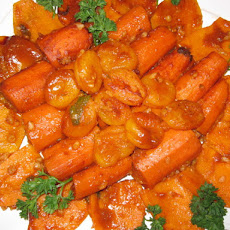 Vegetarian Syrian Style Stuffed Carrots ( Mehshi Jazzar)