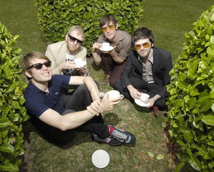 [n63300073_30109768_2180[9].jpg]