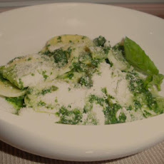 Ravioli W/Spinach Pesto