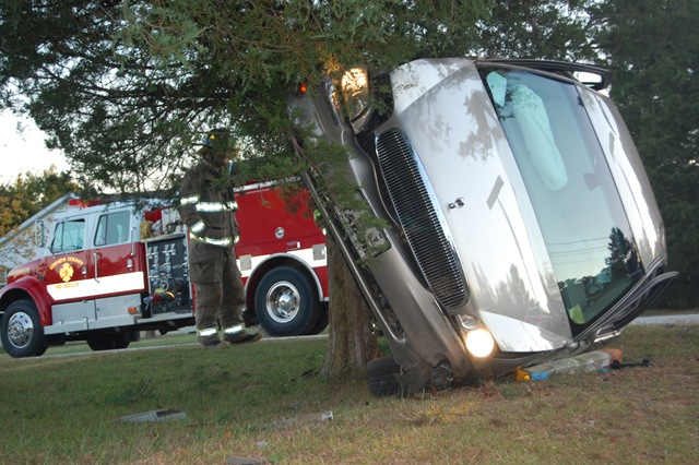 [Accident on Brookhaven 009[3].jpg]