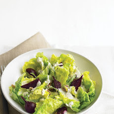 Salad with Beets and Yogurt Dressing