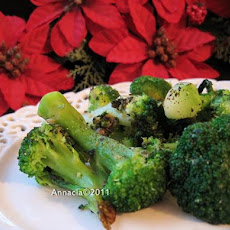 Broccoli Aglio Olio (With Garlic and Olive Oil)