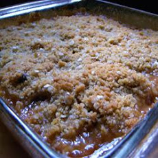 Rhubarb Raisin Crisp