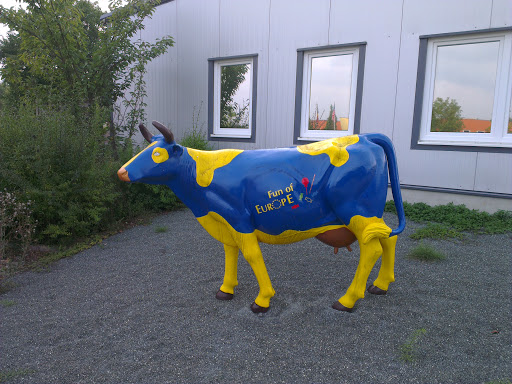 Fun of Europe Cow Statue