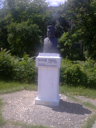 Dorin Pavel Statue
