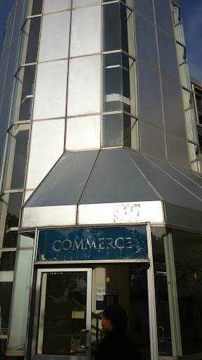 C. P. U. T Commerce
