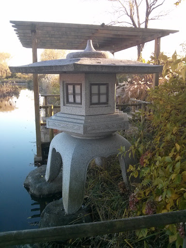 shimizu-kouen park tourou