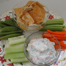 Herb and Vegie Yoghurt Dip