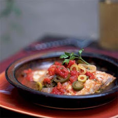 Filetes de Pescado a la Veracruzana (Fish Fillets Braised with Tomatoes, Capers, Olives, and Herbs)