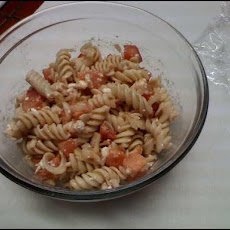 Fresh Tomato and Feta Pasta Salad