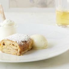 Easy Apple Strudel