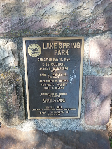 Lake Spring Park
