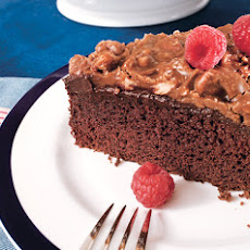 Chocolate Cake with Ganache and Praline Topping