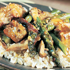 Spicy Asparagus-Tempeh Stir-Fry
