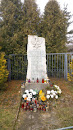 Pomnik Ku Czci Pomordowanych Przez Hitlerowców W 1942 r.
