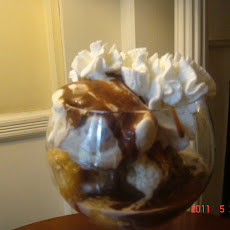 Hot Fudge Sundae with Caramalized Banana