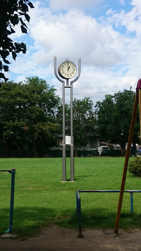 萩山公園の時計