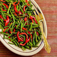 Roasted Green Beans and Red Bell Pepper with Garlic and Ginger