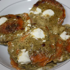 Cheesy Toasted Ravioli With Pesto
