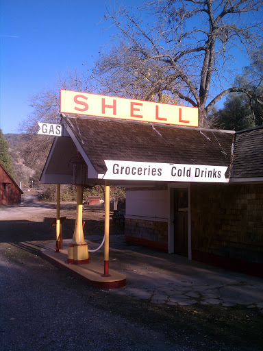 Old Preserved Shell Station
