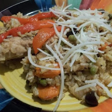 Arroz Con Pollo Chapina (Guatemalan Chicken and Rice)