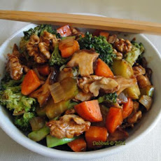 Walnut Broccoli Stir-Fry