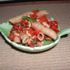 Bow Ties Dressed With No-Cook Sun-Dried Tomato Sauce
